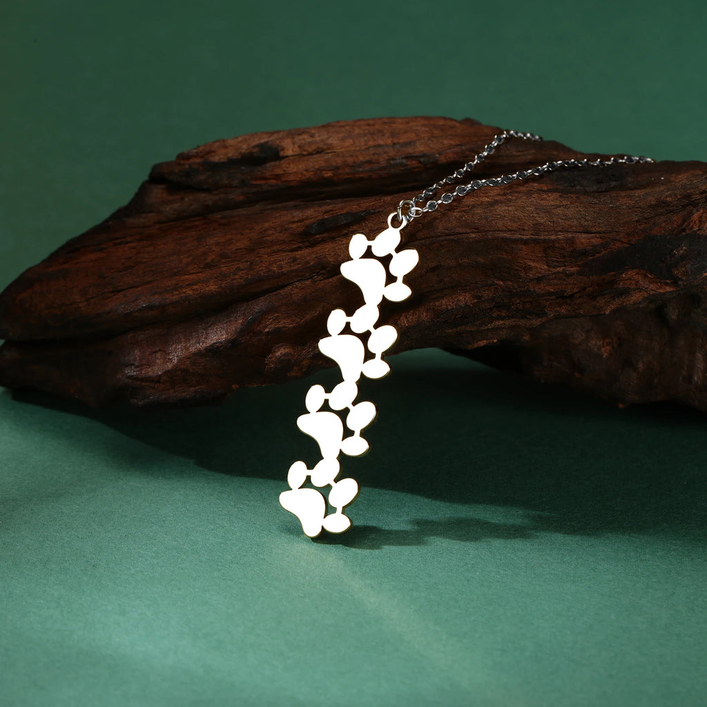 Collier Empreinte Féline – Pendentif Acier Inoxydable