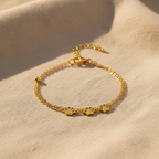 Bracelet doré symbolique