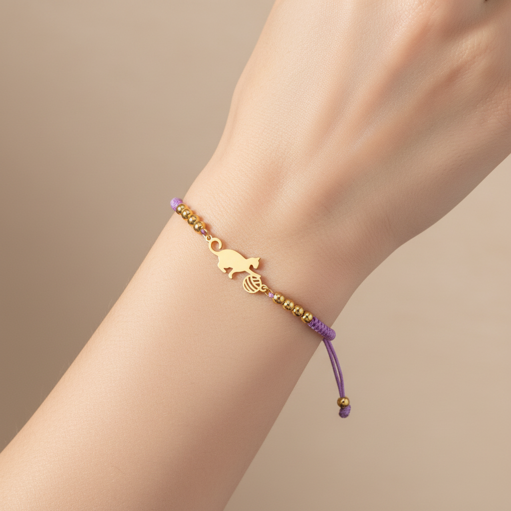 Bracelet violet porté